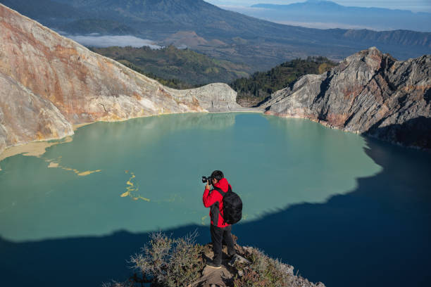 KAWAH IJEN TOURS PACKAGES - YOGYA BROMO IJEN BALI TOUR HOLIDAY PACKAGE ...