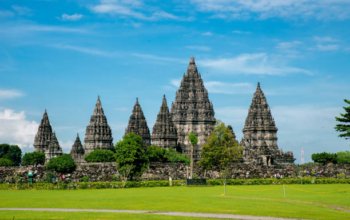 borobudur pramabanan tour