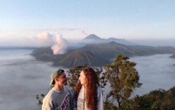 bromo sunrise tour