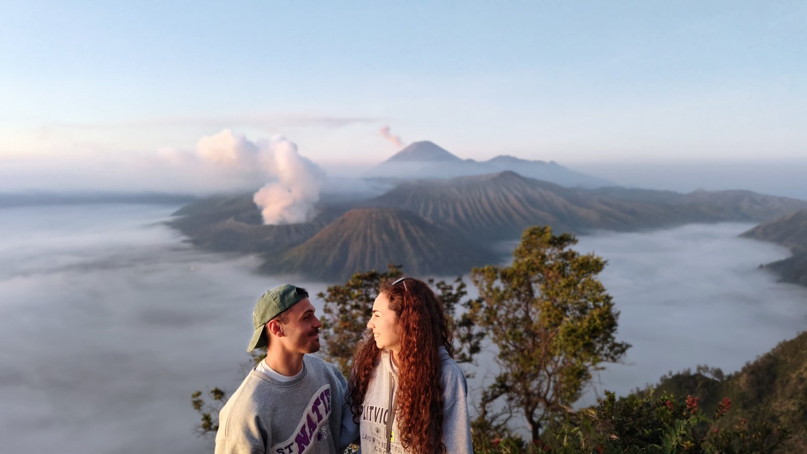 bromo sunrise tour